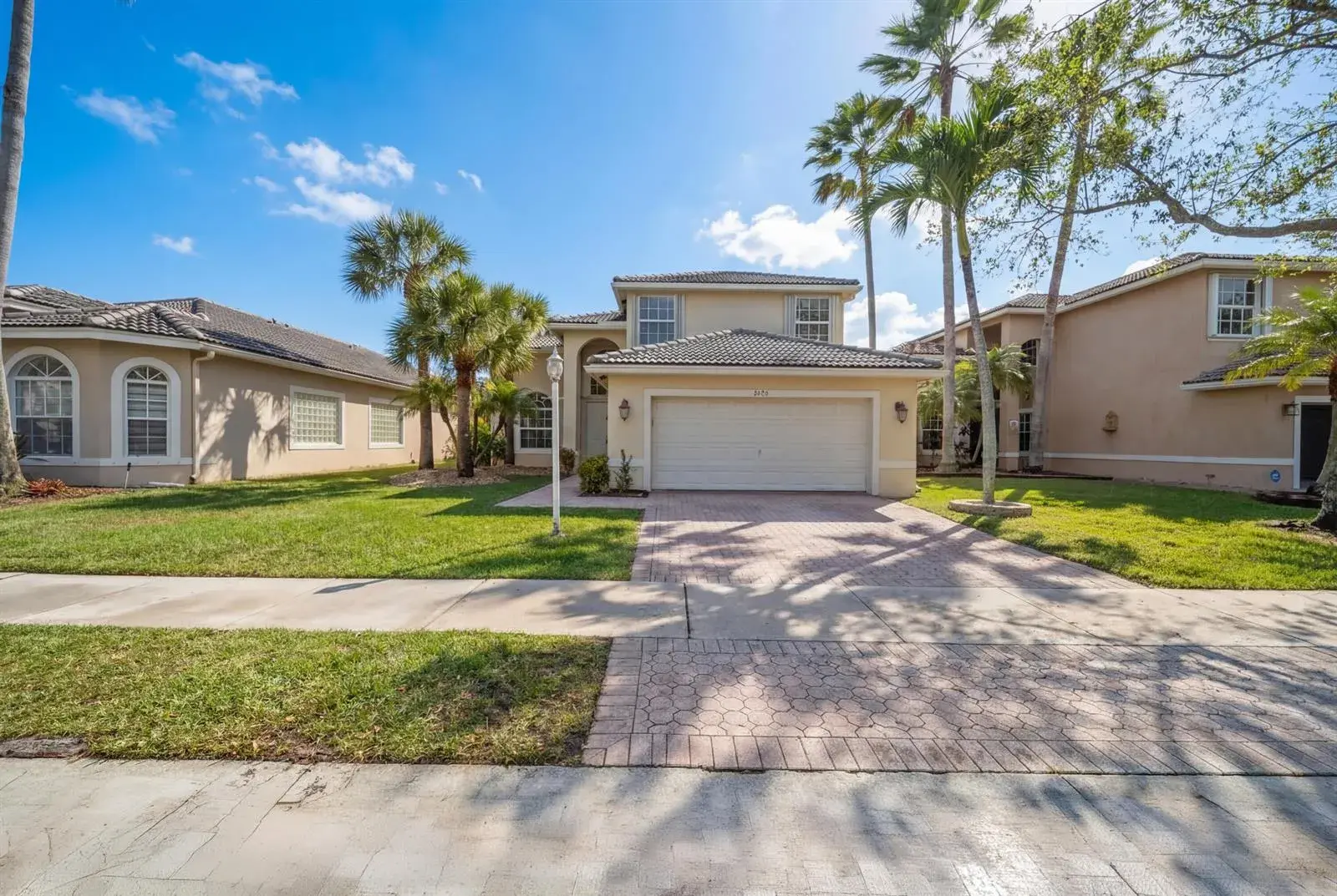 4 bedroom 3 bath Residential for sale at 4752 NW 120th Way, Coral Springs FL 33076