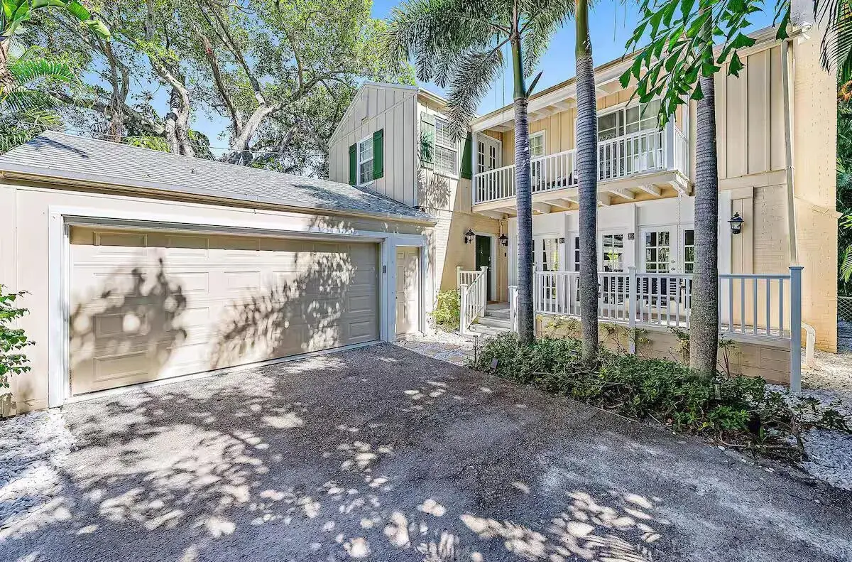 4110 Washington Road, West Palm Beach FL 33405