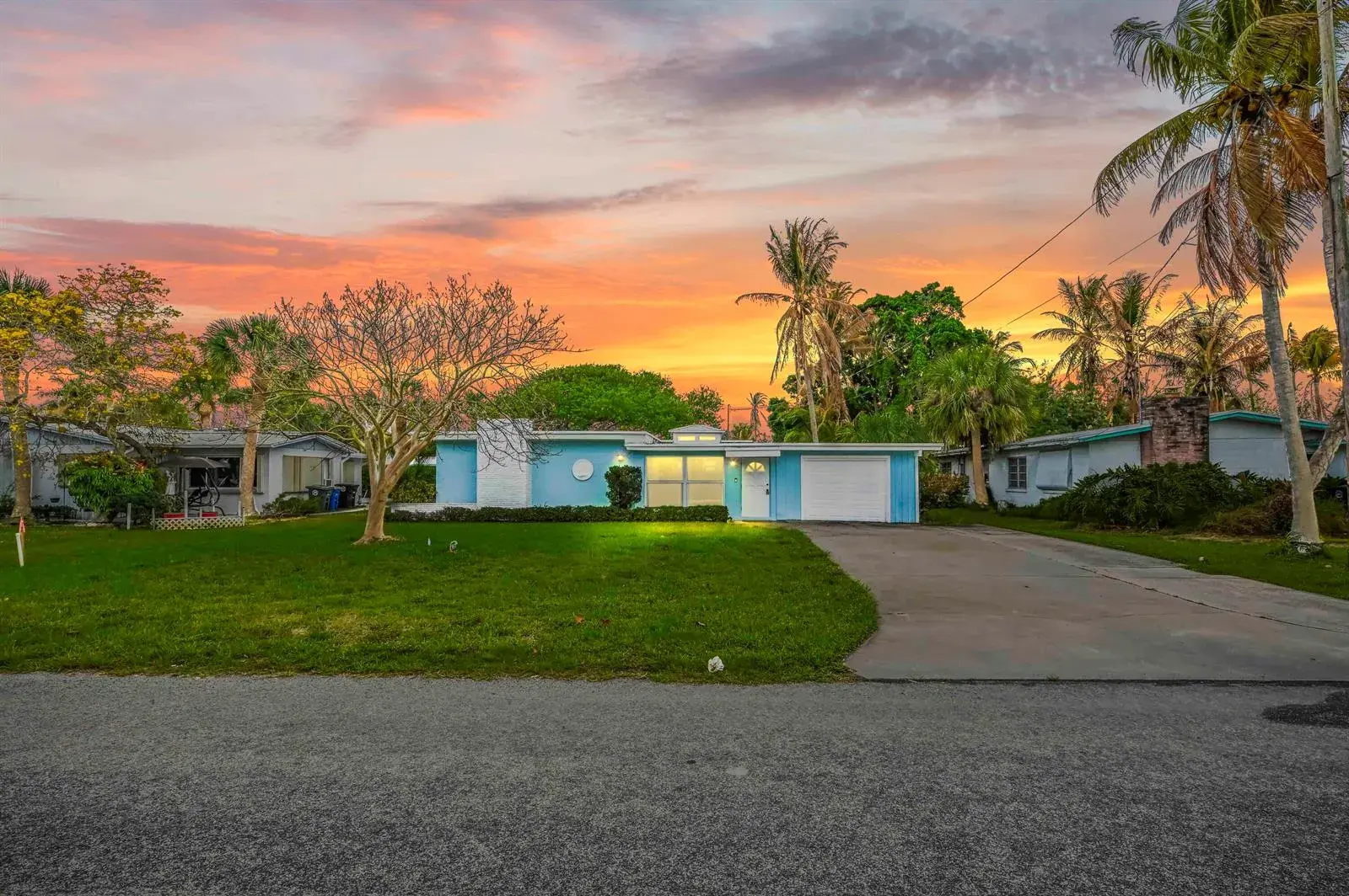 3 bedroom 2 bath Residential for sale at 1919 Mimosa Avenue, Fort Pierce FL 34949