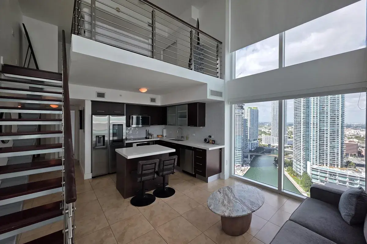41 SE 5th Street # 1917, Miami FL 33131
