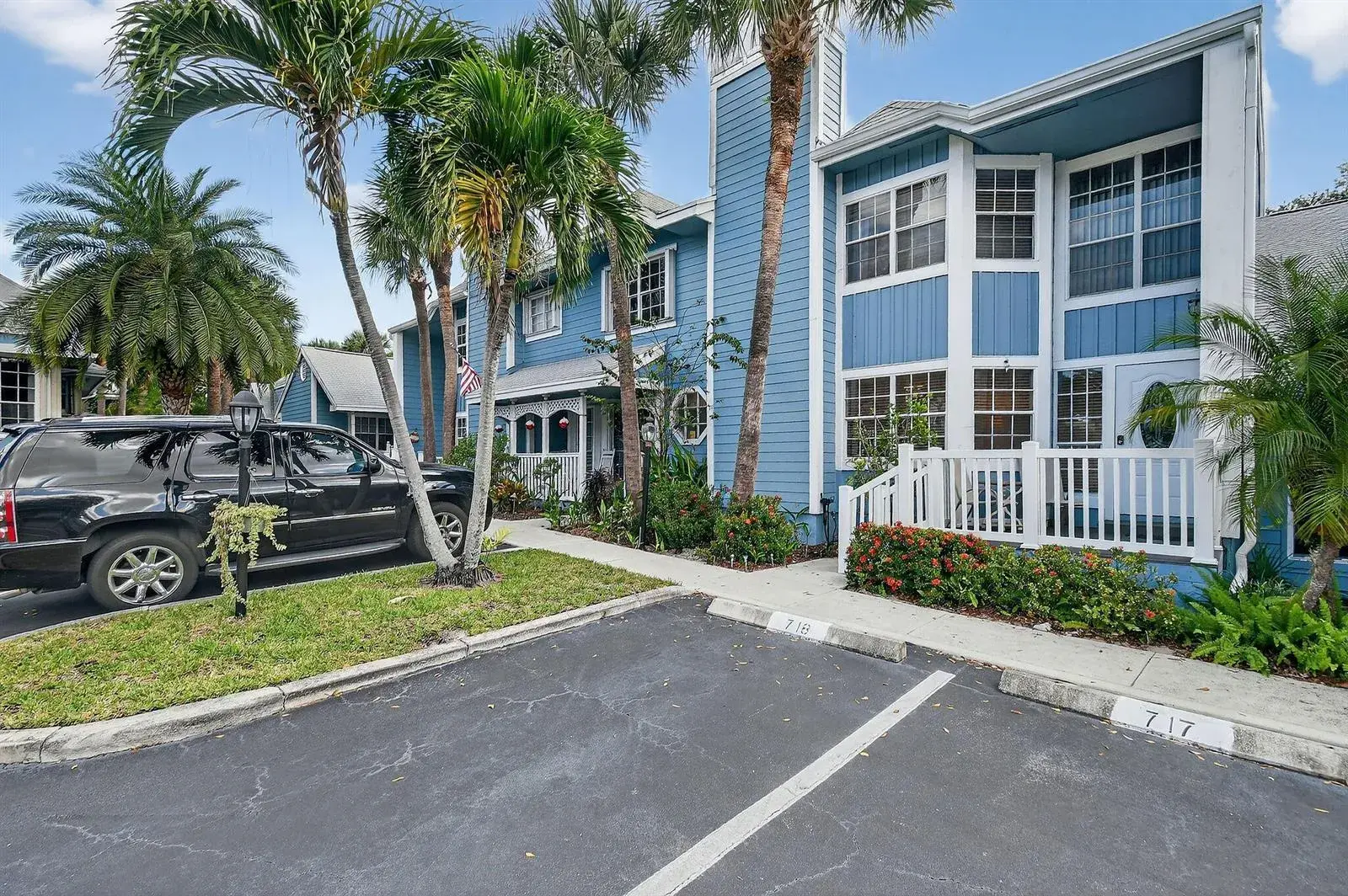 717 Ocean Dunes Circle, Jupiter FL 33477 photo 2