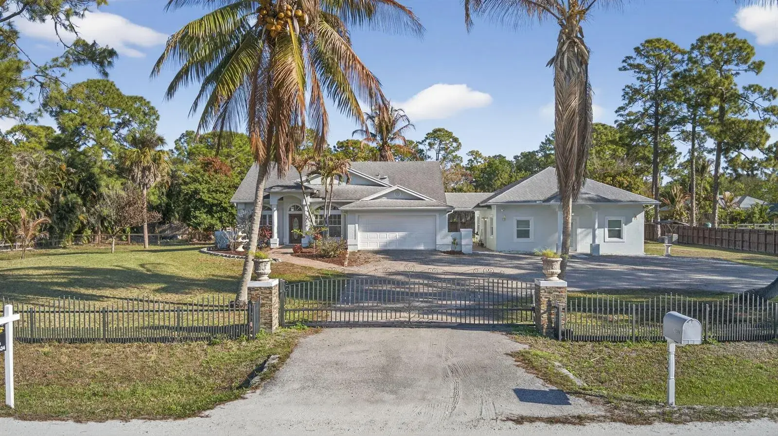 15399 N 61st Pl Place N, FL 33470