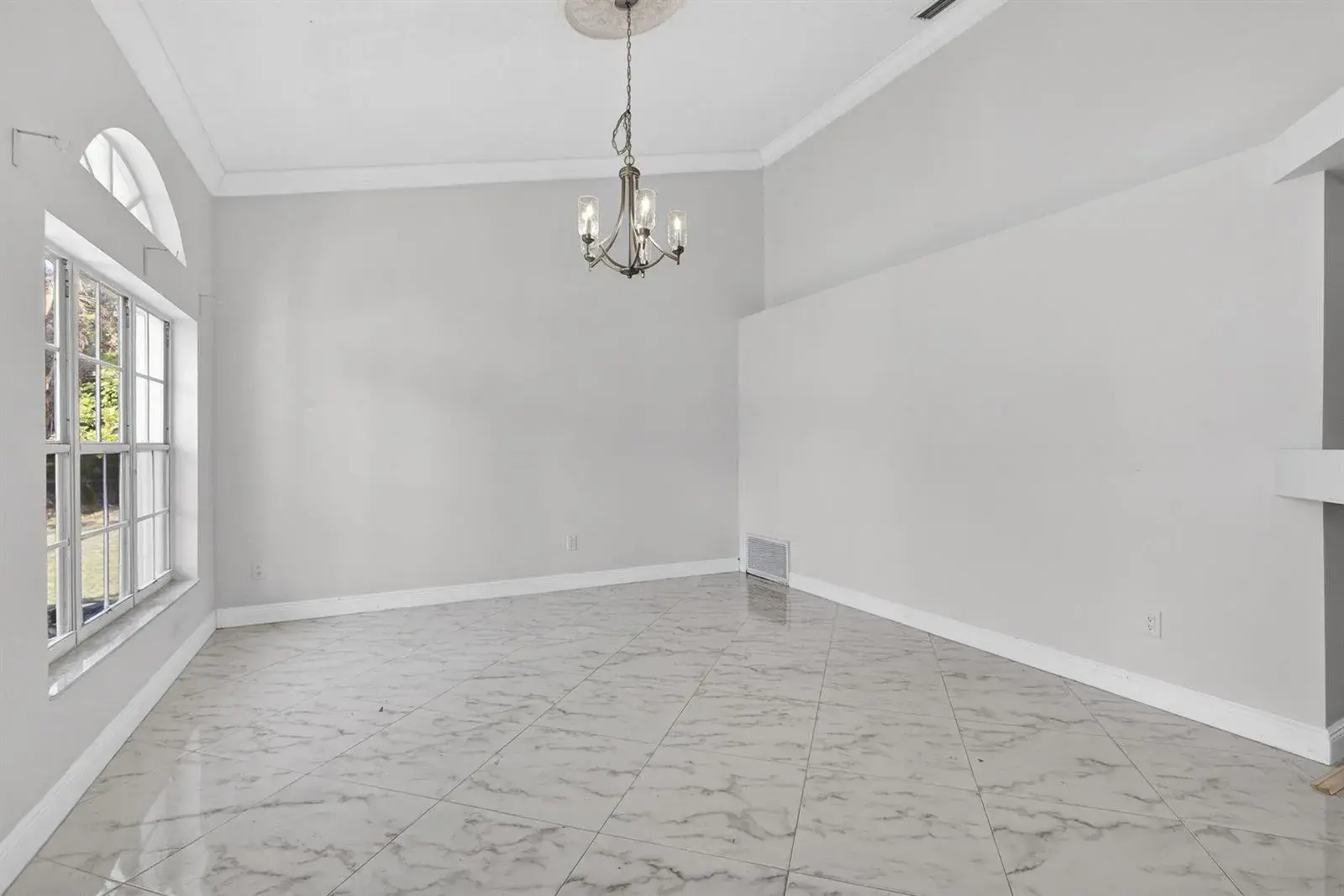 15399 N 61st Pl Place N, FL 33470