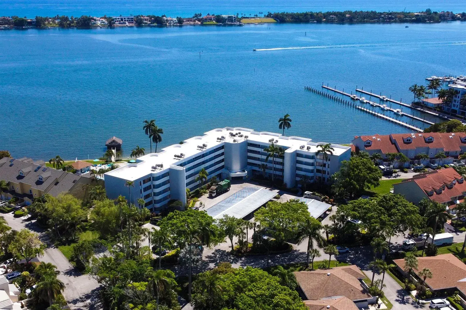 8200 Lakeshore Drive # 202, Hypoluxo FL 33462