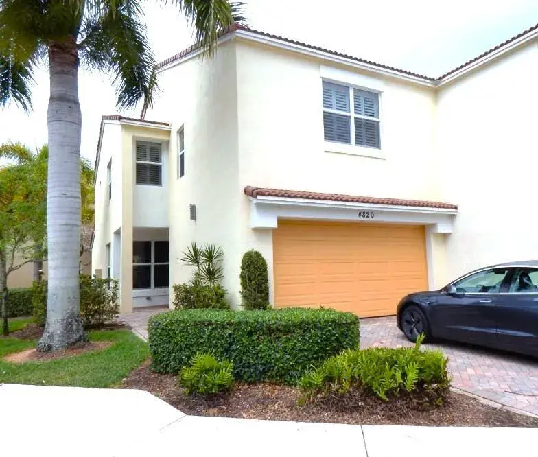 4820 NW 16th Terrace, Boca Raton FL 33431
