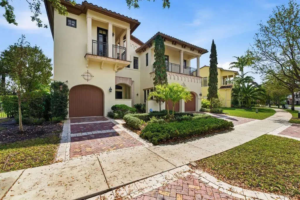 9460 Eden Manor, Parkland FL 33076