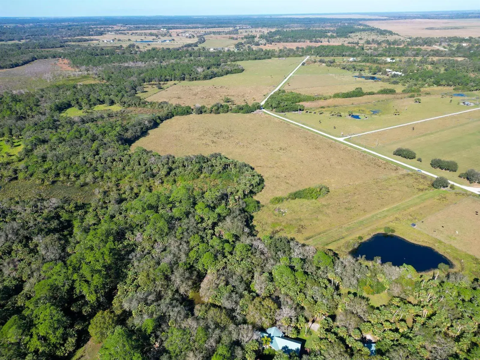 3702 SW Wild Turkey Lane, Okeechobee FL 34974