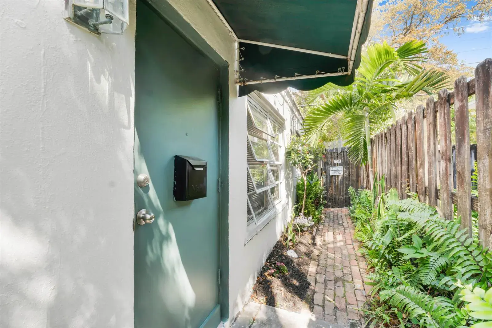 1217 SE 1st Street, Fort Lauderdale FL 33301