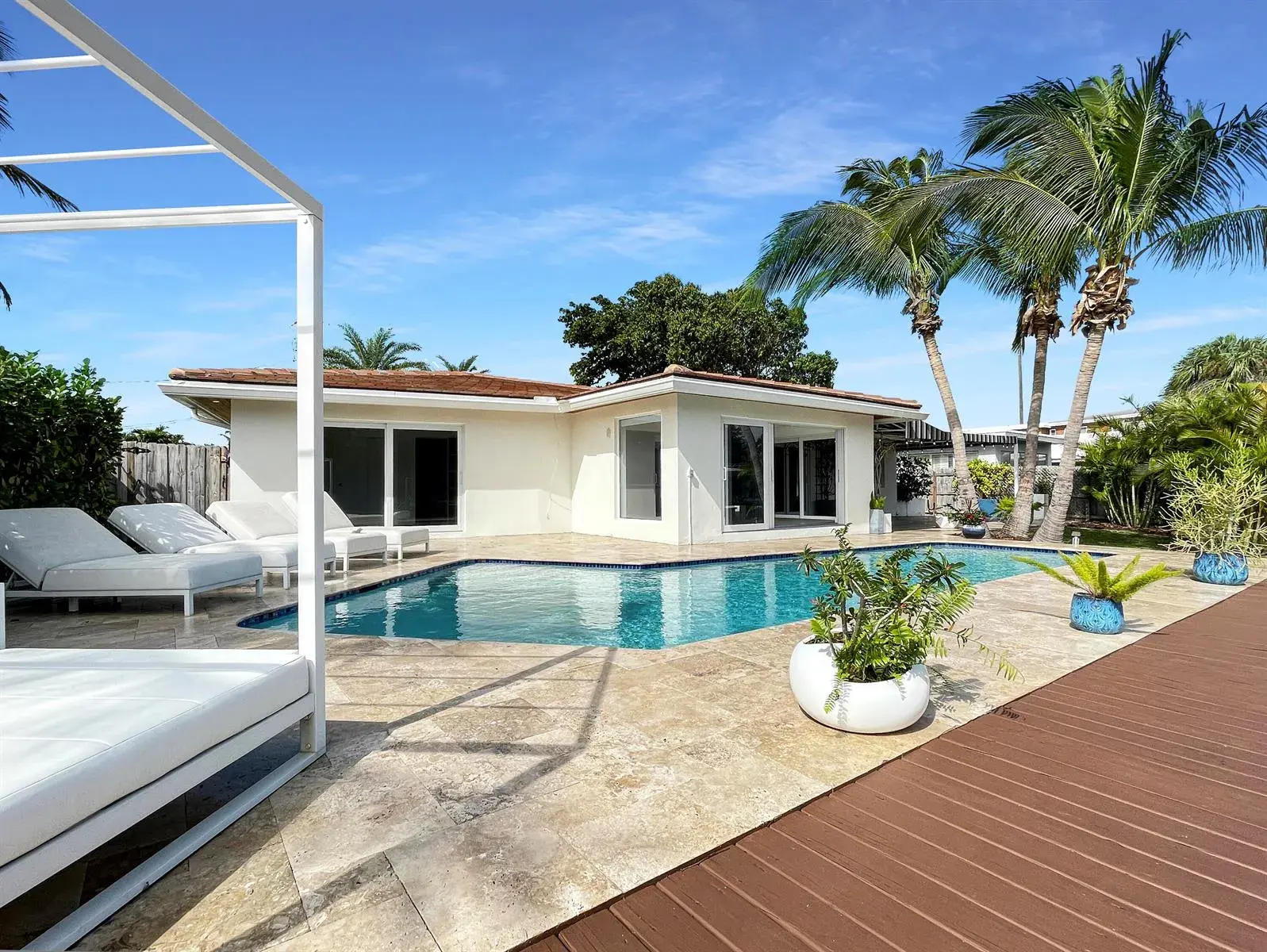 2164 NE 25th Street, Wilton Manors FL 33305
