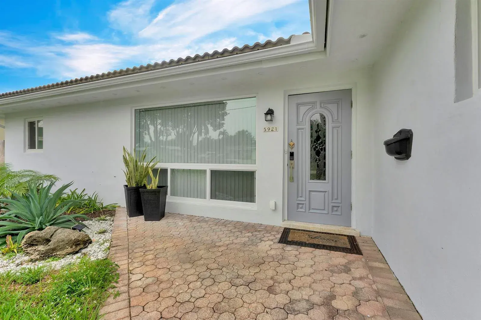 5921 NE 15th Avenue, Fort Lauderdale FL 33334