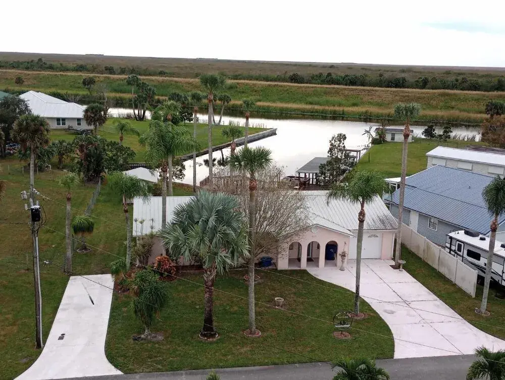 3 bedroom 2 bath Residential for sale at 1177 Lisa Lane, Okeechobee FL 34974