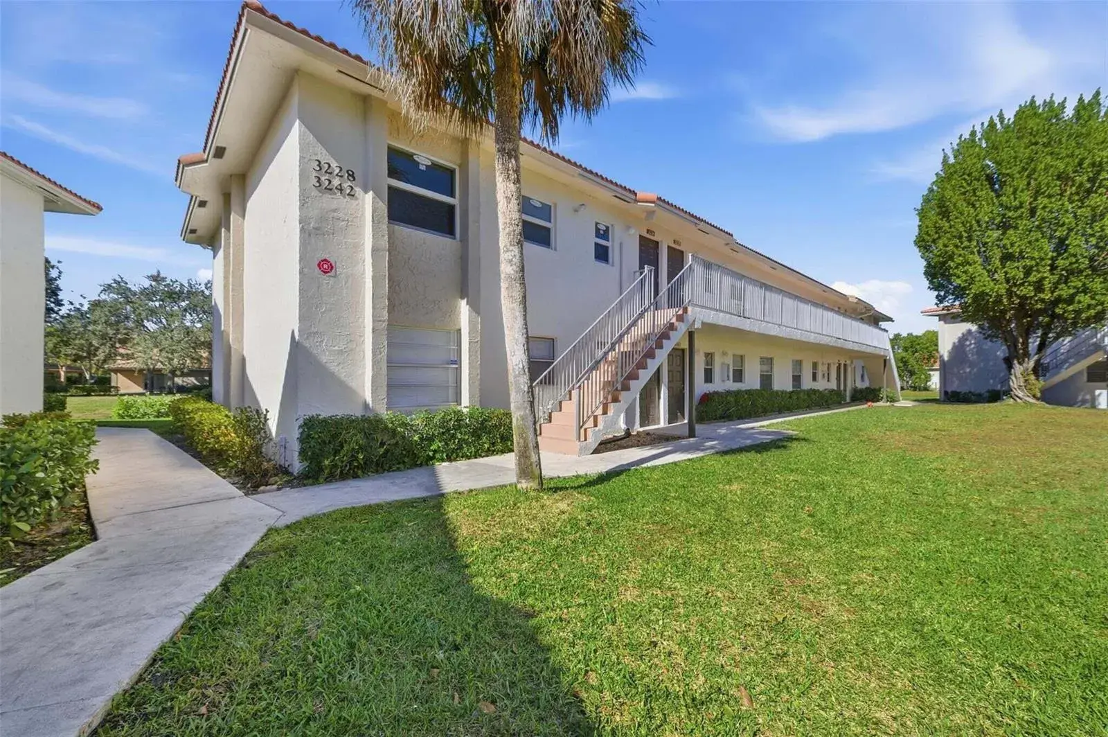 2 bedroom 2 bath Residential Lease for rent at 3228 Coral Ridge # 3228, Coral Springs FL 33065