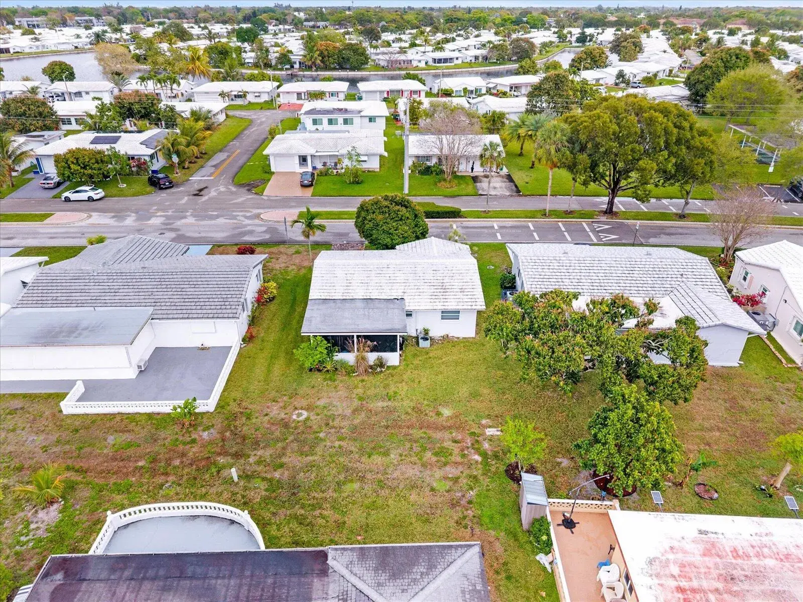 5713 NW 84th Terrace, Tamarac FL 33321