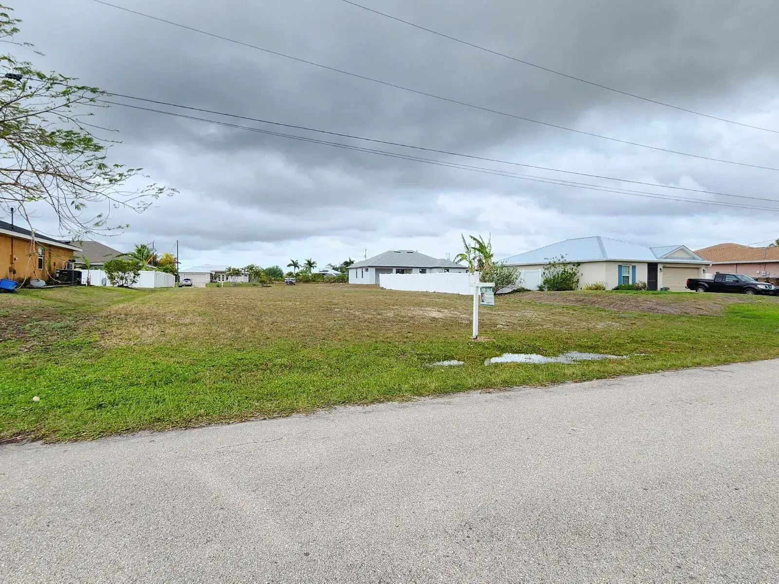 3222 NE 13th Court, Cape Coral FL 33909