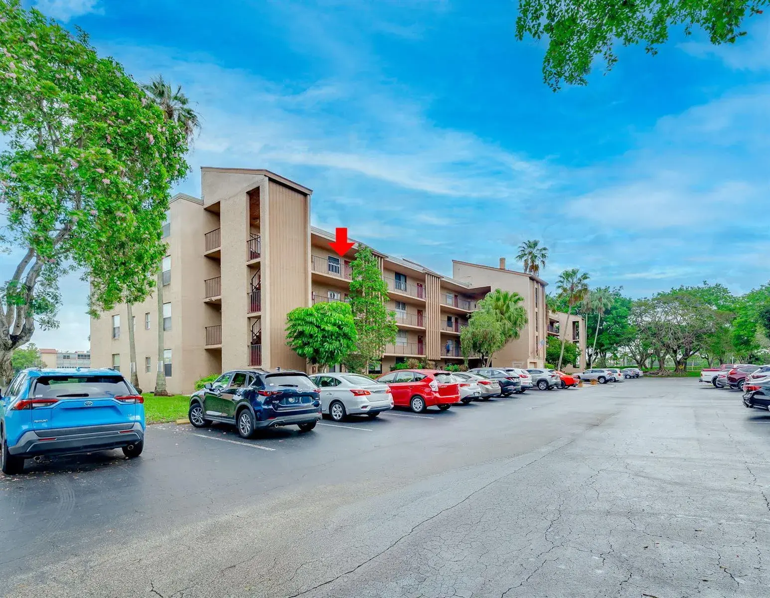 2 bedroom 2 bath Residential for sale at 7301 NW 1st Street # 402, Margate FL 33063