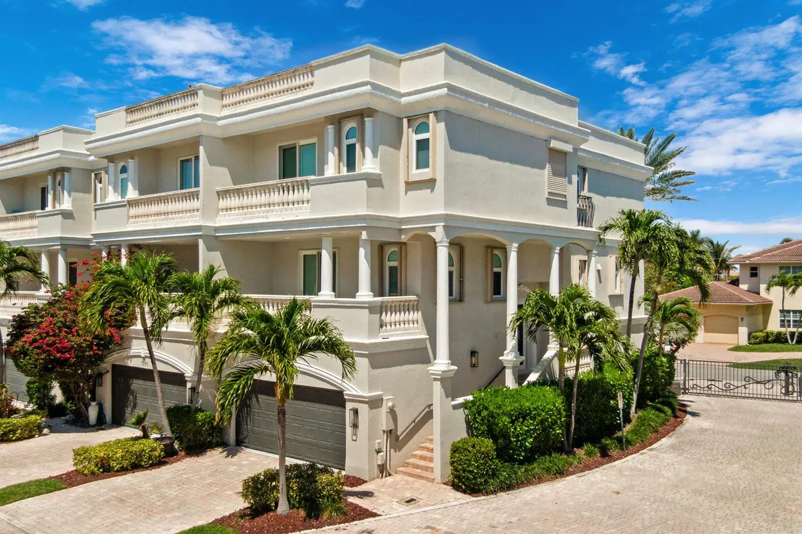 1792 Bay Drive # 27, Pompano Beach FL 33062