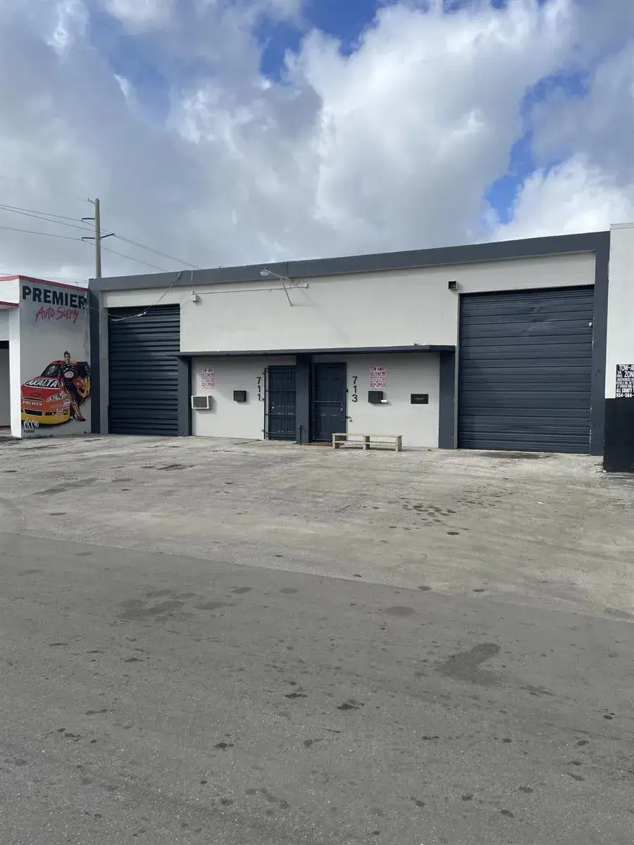Commercial Sale for sale at 713 NW 6th Avenue, Fort Lauderdale FL 33311