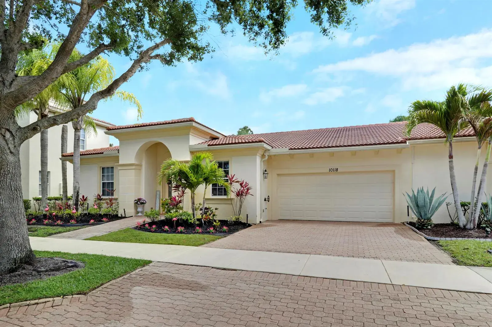 2 bedroom 2 bath Residential for sale at 10118 SW Canossa Way, Port St. Lucie FL 34986