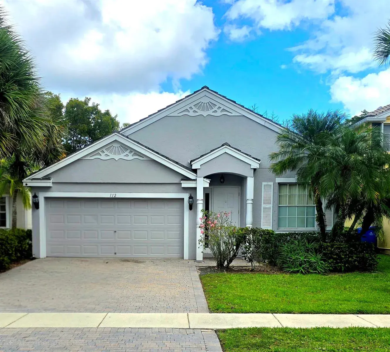 3 bedroom 2 bath Residential for sale at 112 Lancaster Way, Royal Palm Beach FL 33414