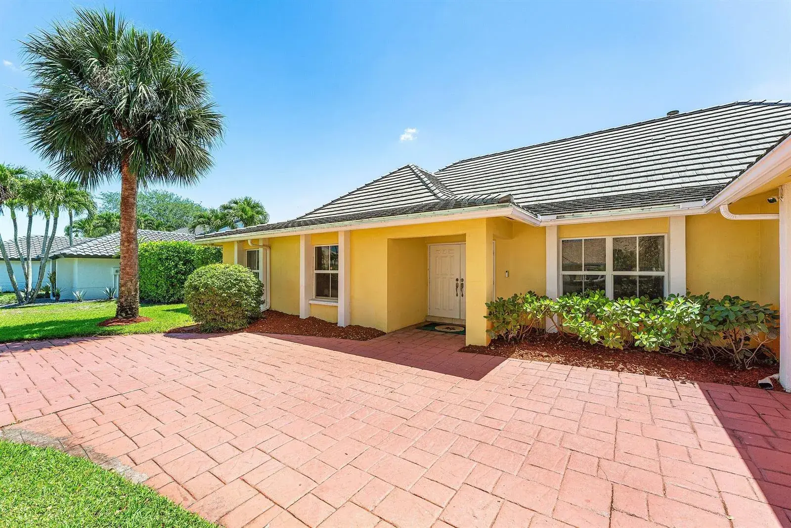2099 Greenview Cove Drive, Wellington FL 33414