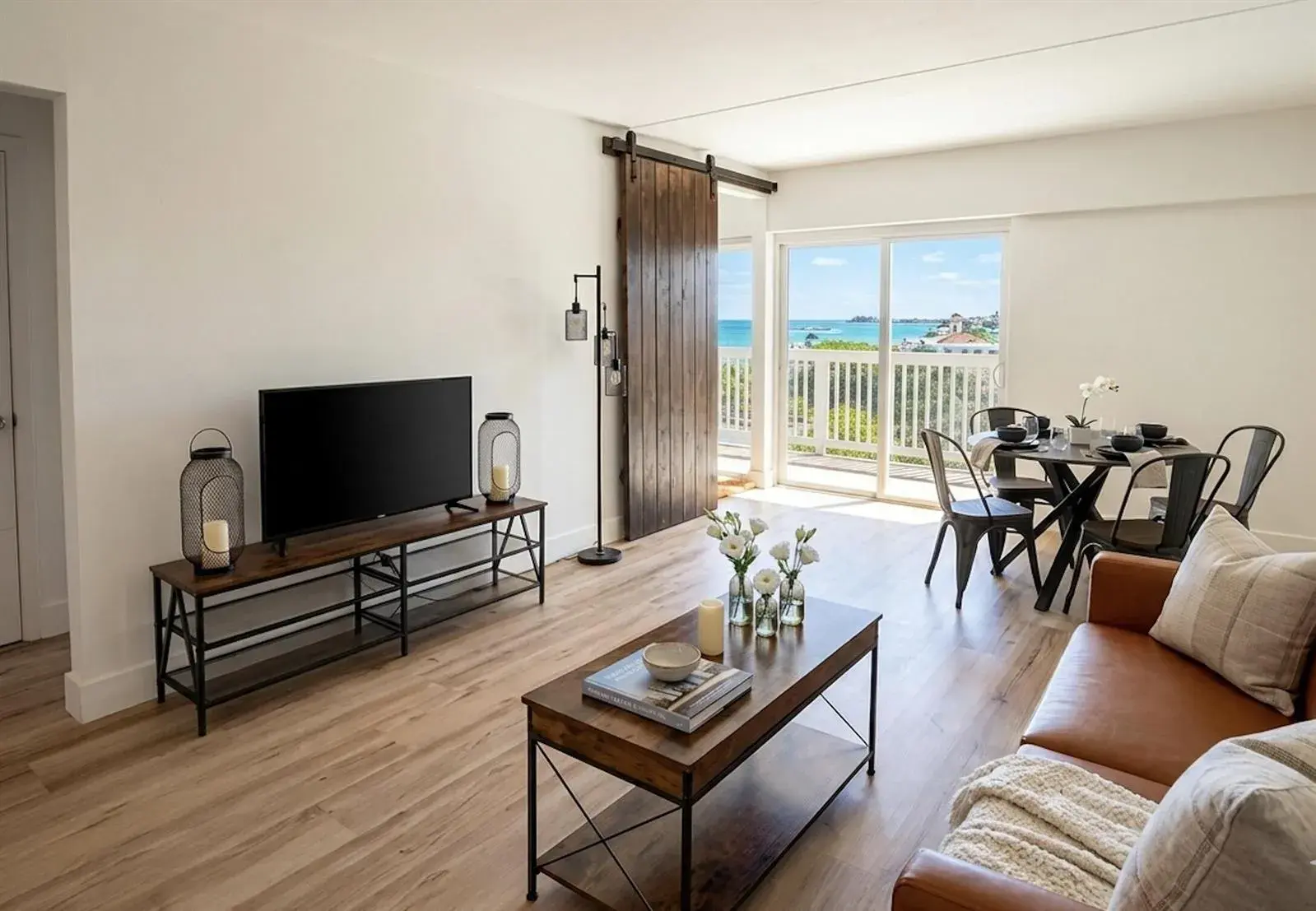 1 bedroom 1 bath Residential for sale at 95 N Birch Road # 605, Fort Lauderdale FL 33304