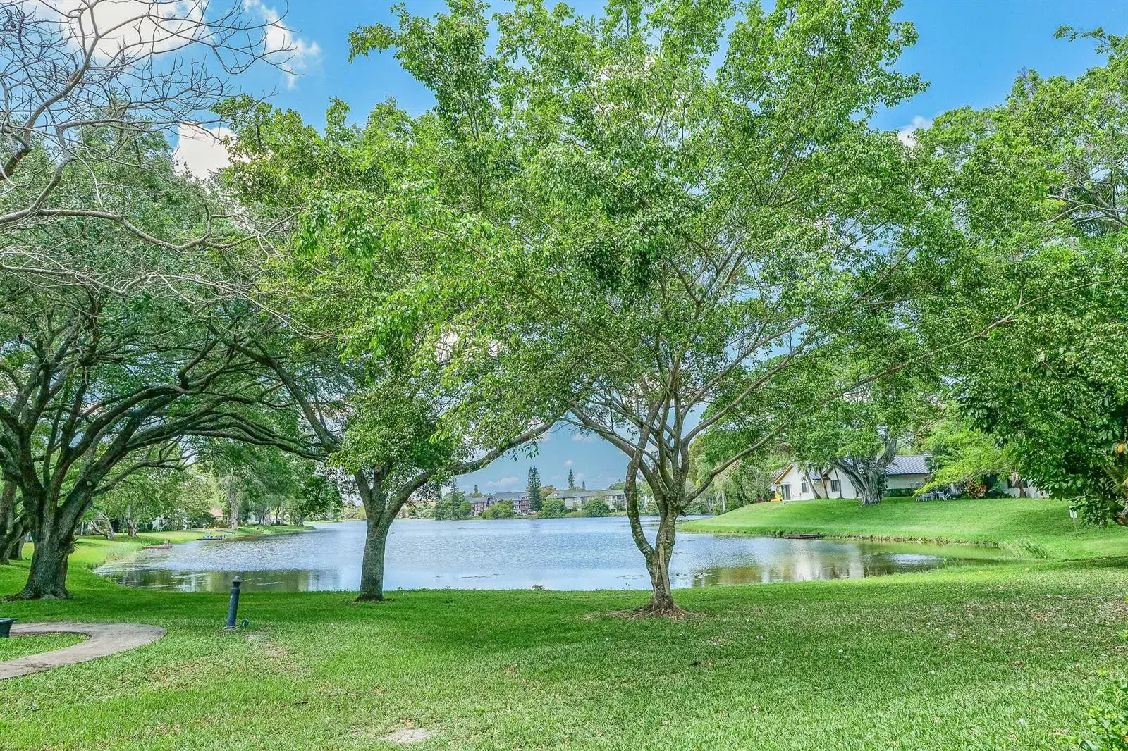 2 bedroom 2 bath Residential for sale at 3425 Lime Hill Road # 169, Lauderhill FL 33319