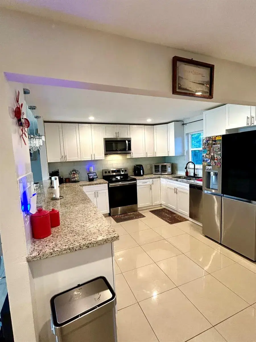 650 SW Todd Avenue, Port St. Lucie FL 34983