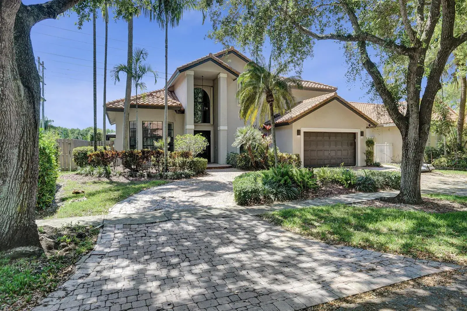 10650 Paris Street, Cooper City FL 33026