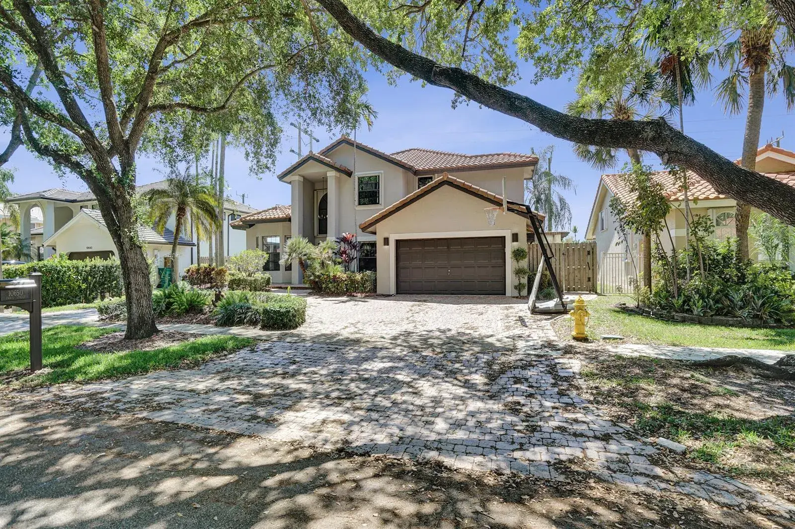 10650 Paris Street, Cooper City FL 33026