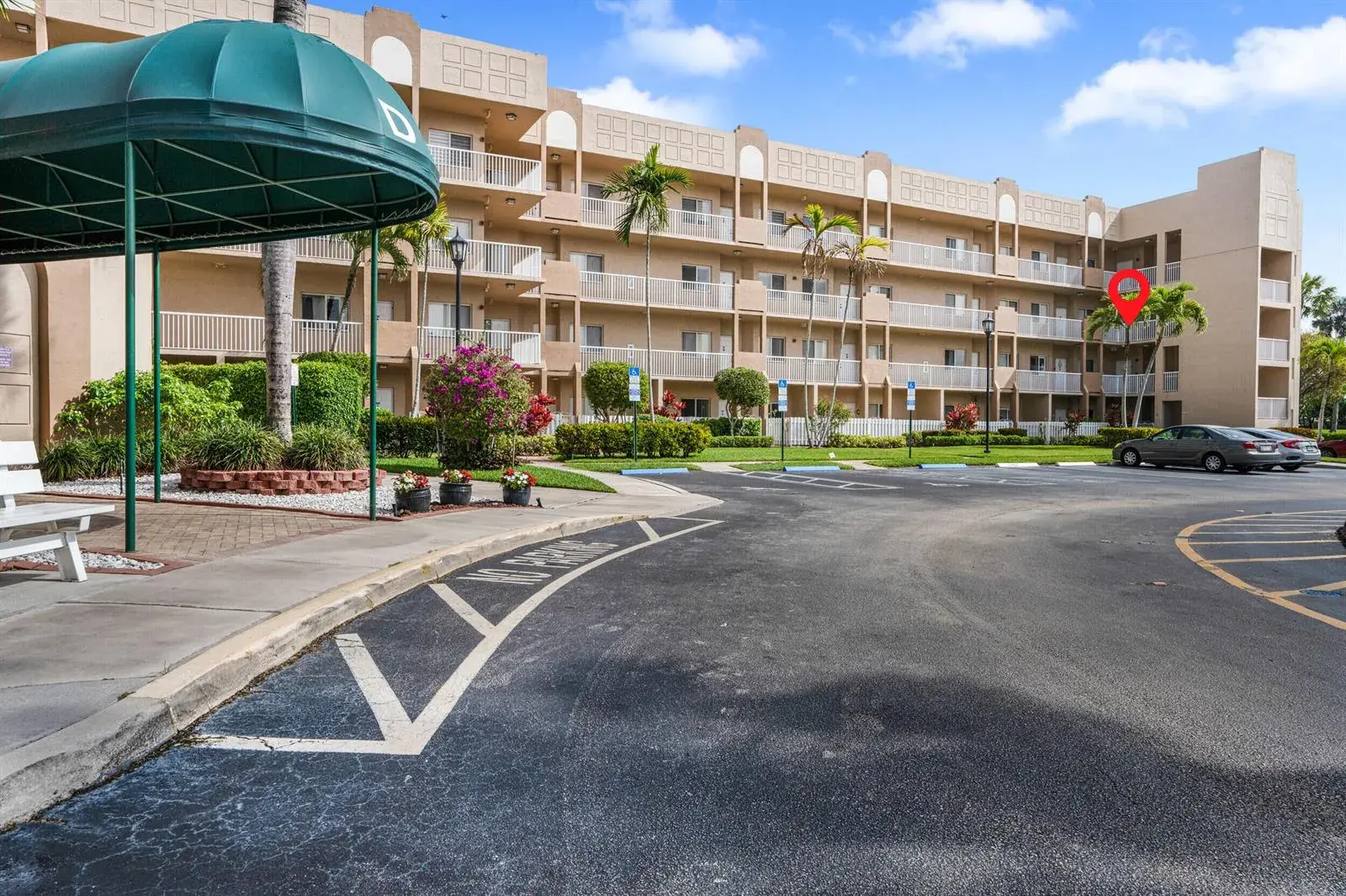 2 bedroom 2 bath Residential for sale at 7647 Southampton Terrace # 318, Tamarac FL 33321