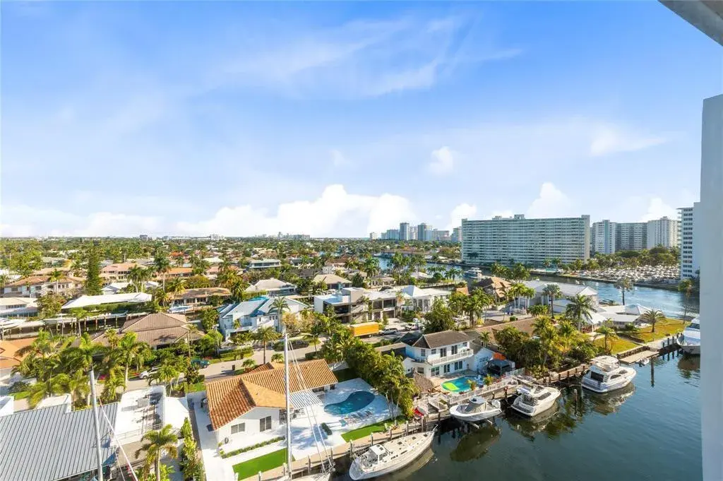 2 bedroom 2 bath Residential Lease for rent at 2881 NE 33rd Court # A, Fort Lauderdale FL 33306
