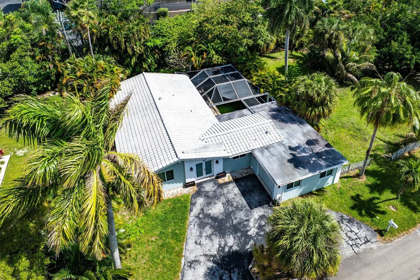 631 Lakeside Harbor, Boynton Beach FL 33435