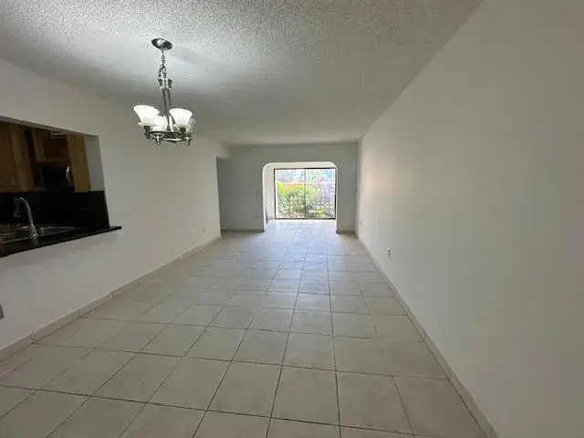 2 bedroom 2 bath Residential for sale at 10237 NW 9th St Circle # 4, Miami FL 33172