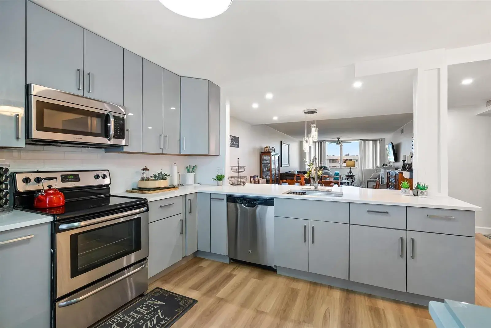 3 bedroom 2 bath Residential for sale at 6698 10th Avenue N # 408, FL 33467