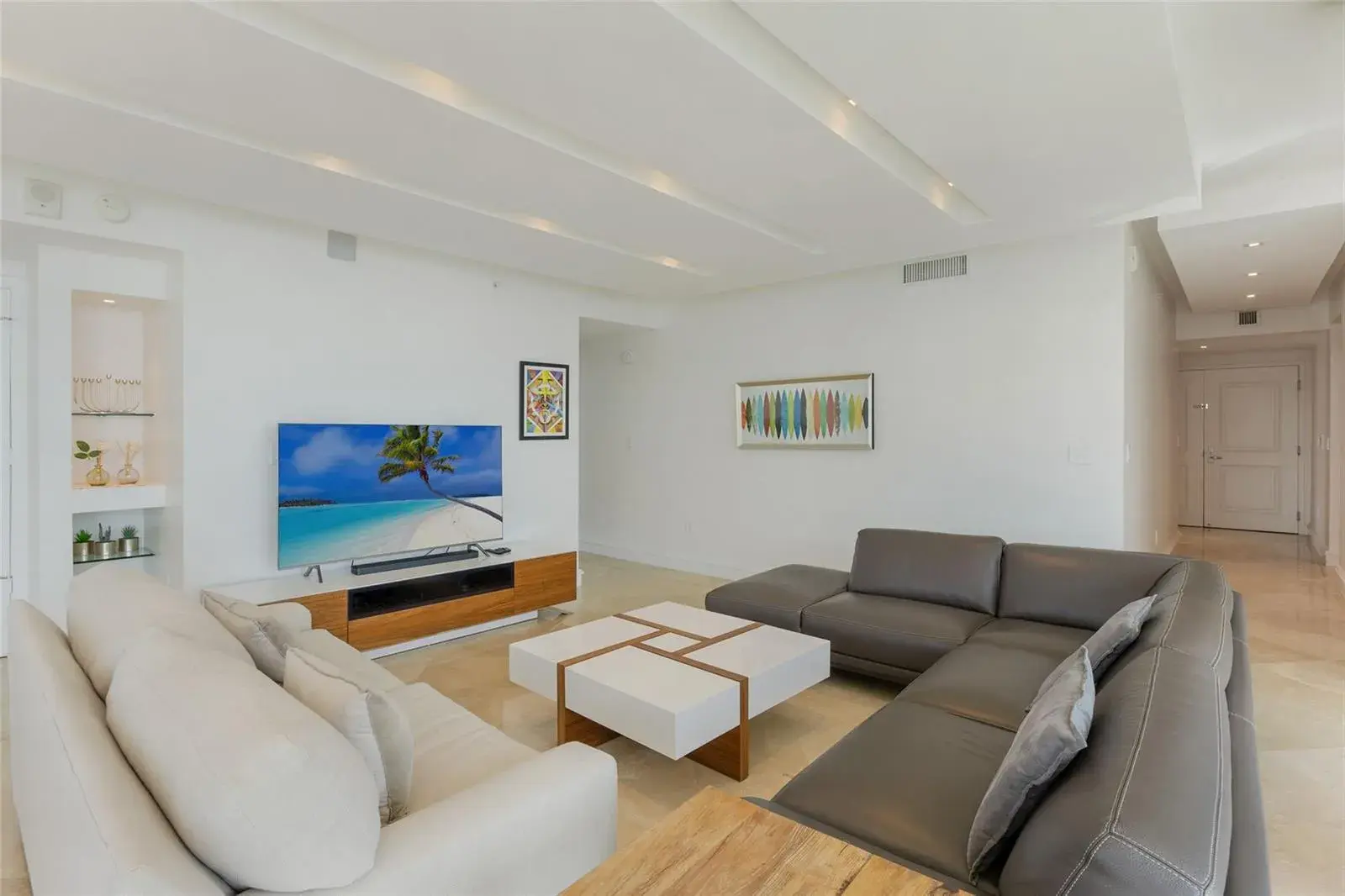 3101 S Ocean Drive # 902, Hollywood FL 33019