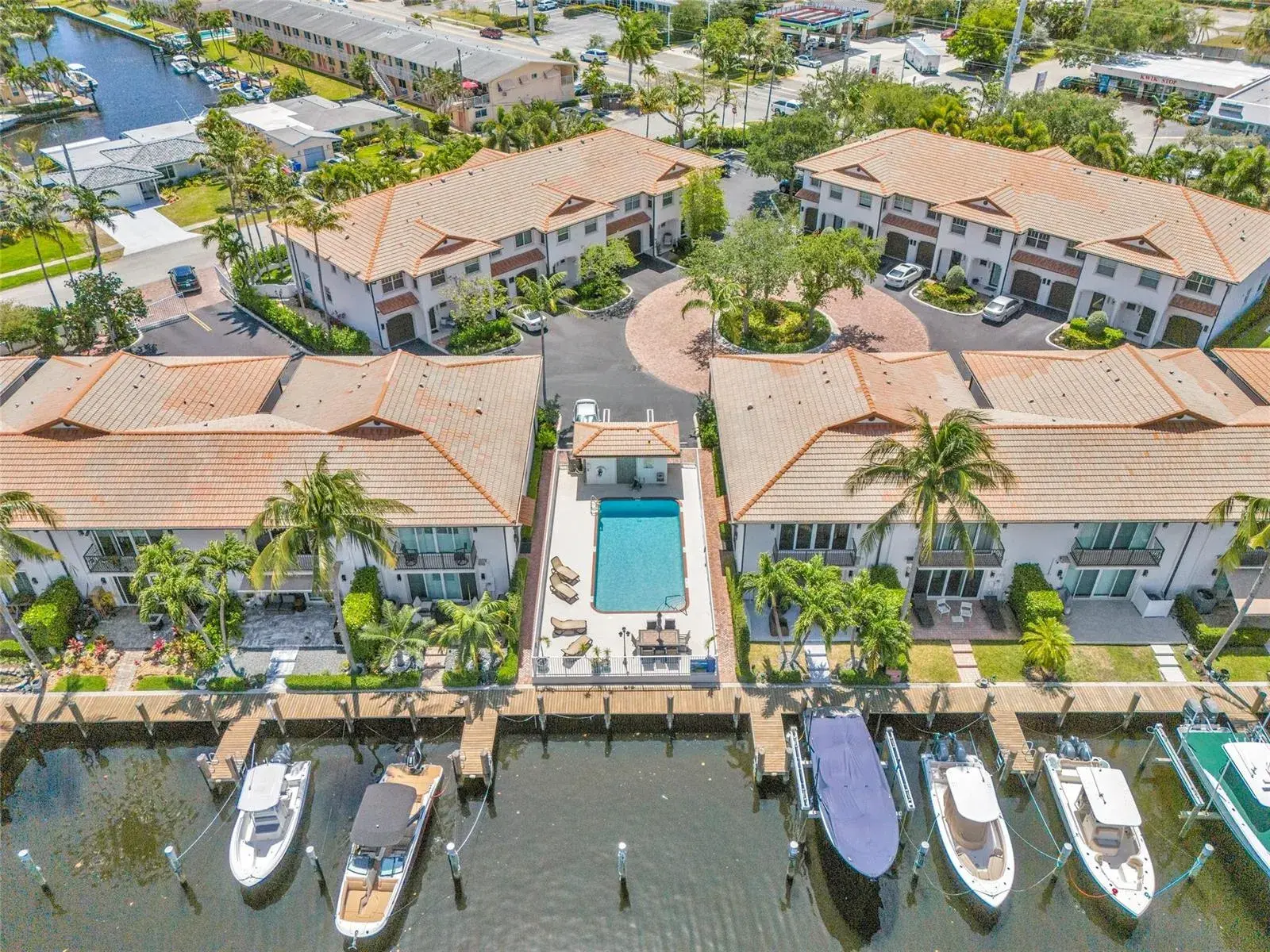 3 bedroom 2 bath Residential for sale at 1327 SE 3rd Avenue, Pompano Beach FL 33060