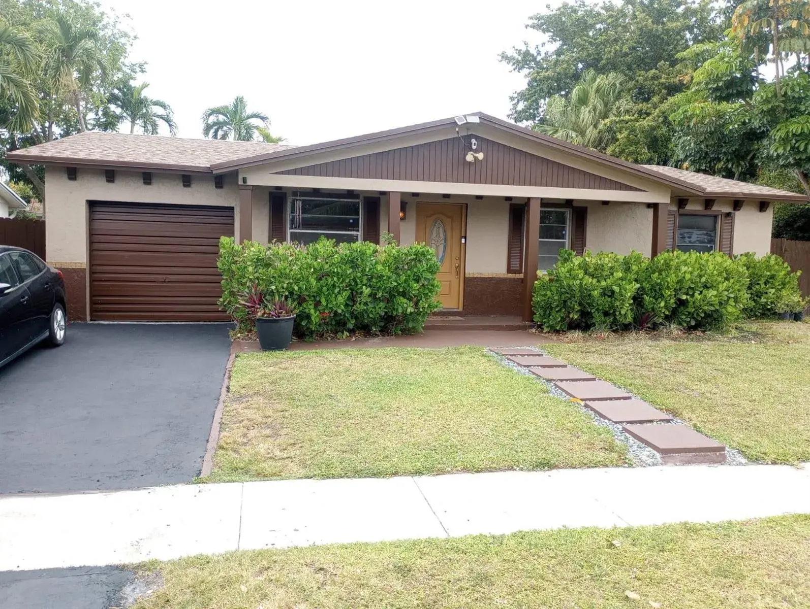 3 bedroom 2 bath Residential for sale at 8241 SW 4th Court, North Lauderdale FL 33068