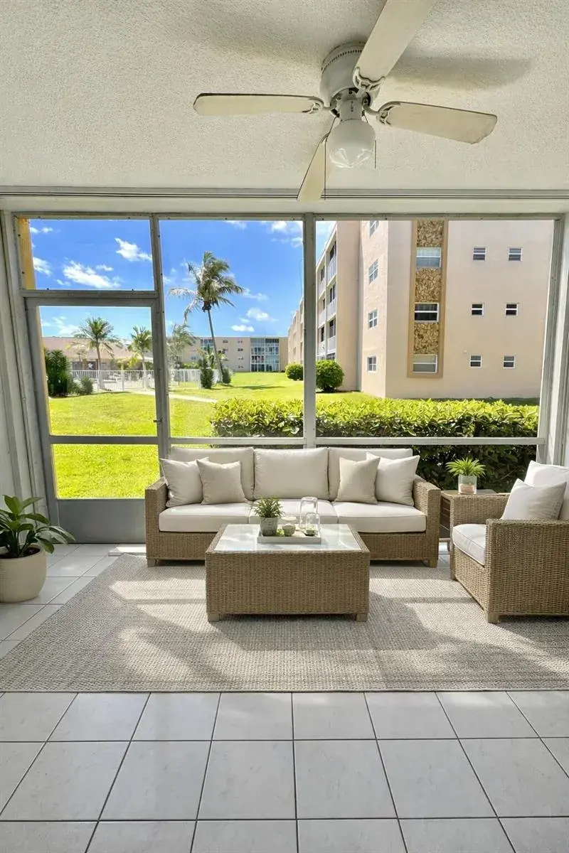 202 SE 10th Street # 105, Dania Beach FL 33004