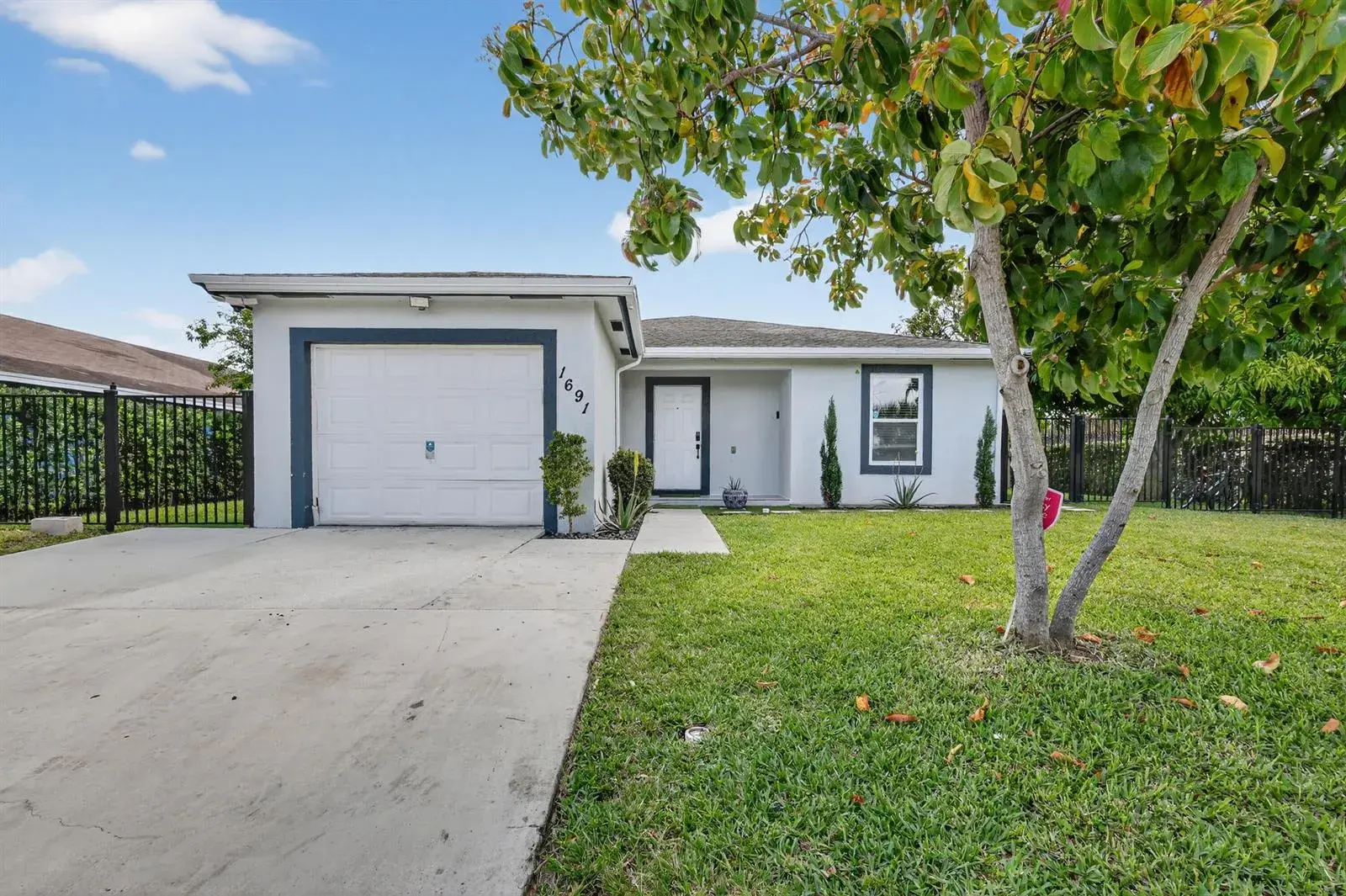 1691 W 26th Court, Riviera Beach FL 33404