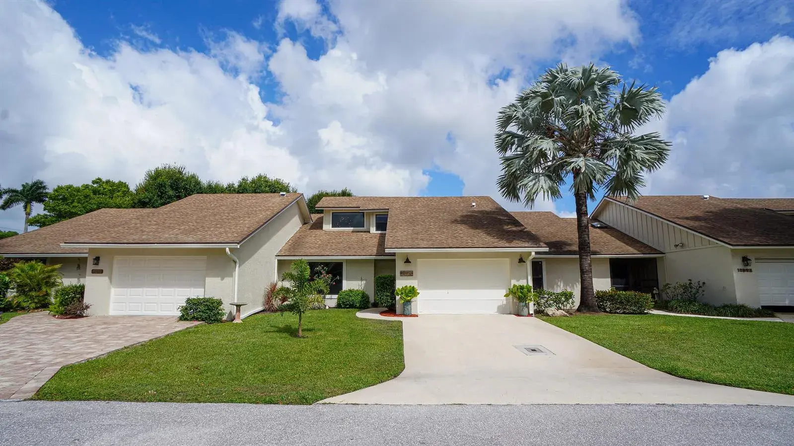 3 bedroom 2 bath Residential for sale at 11894 Donlin Drive, Wellington FL 33414