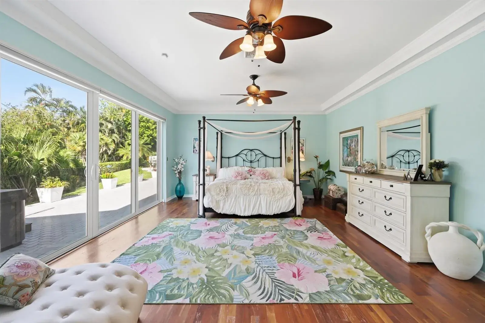 9001 N Lake Dasha Drive, Plantation FL 33324