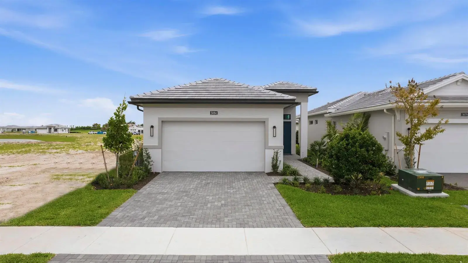 3 bedroom 2 bath Residential for sale at 5084 Lido Key Lane, Westlake FL 33470