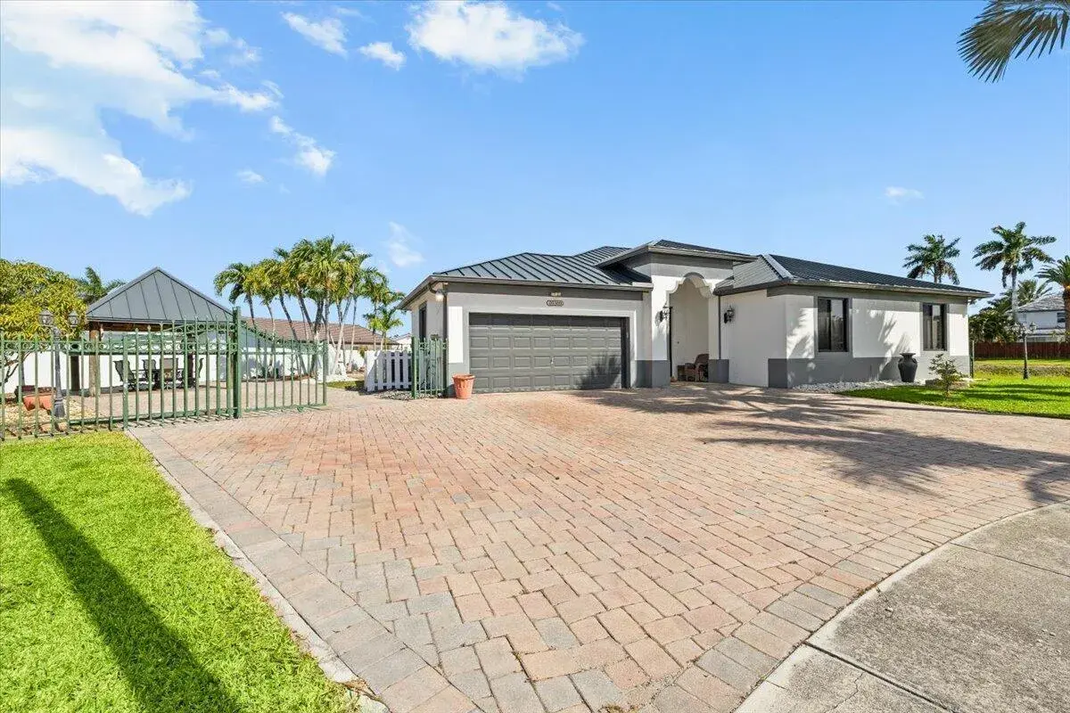 20300 SW 129th Place, Miami FL 33177