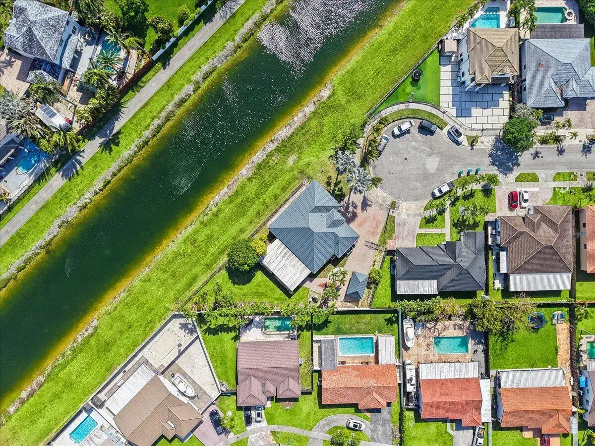 20300 SW 129th Place, Miami FL 33177