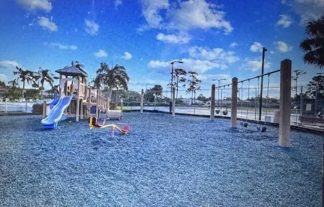 503 Landings Boulevard, FL 33413