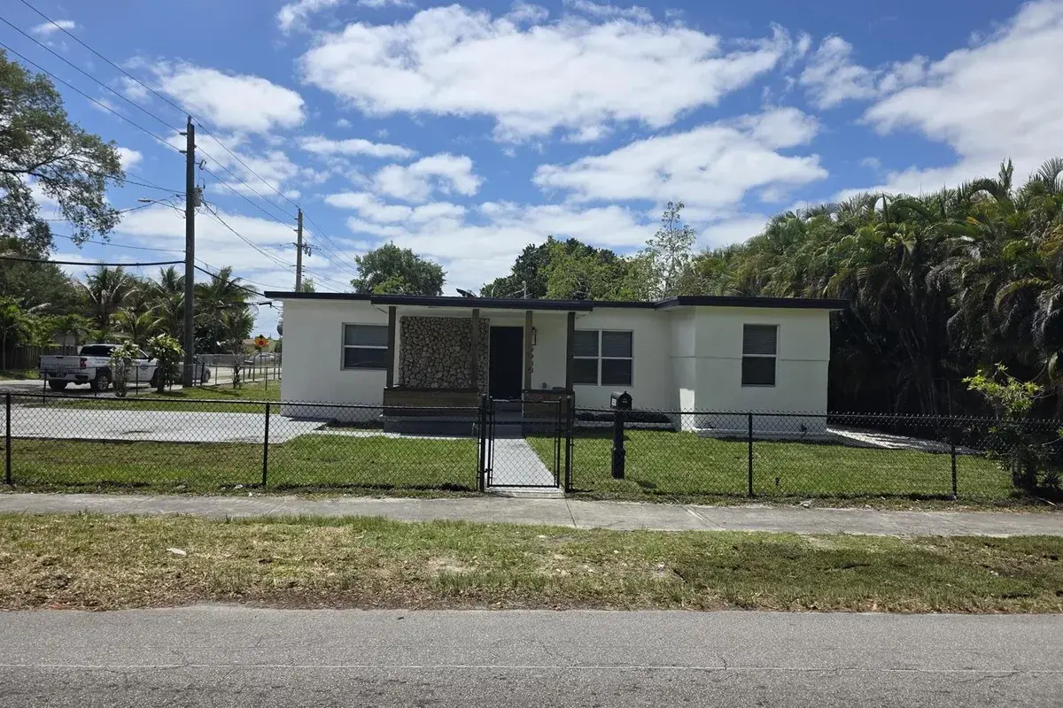 9900 NW 25th Avenue, Miami FL 33147