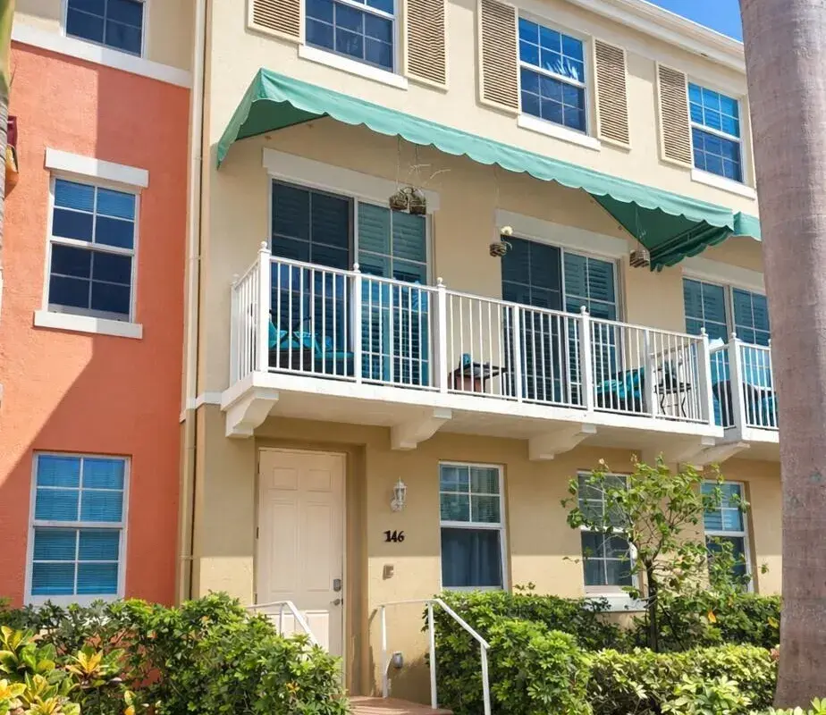146 Moorings Drive, Lantana FL 33462