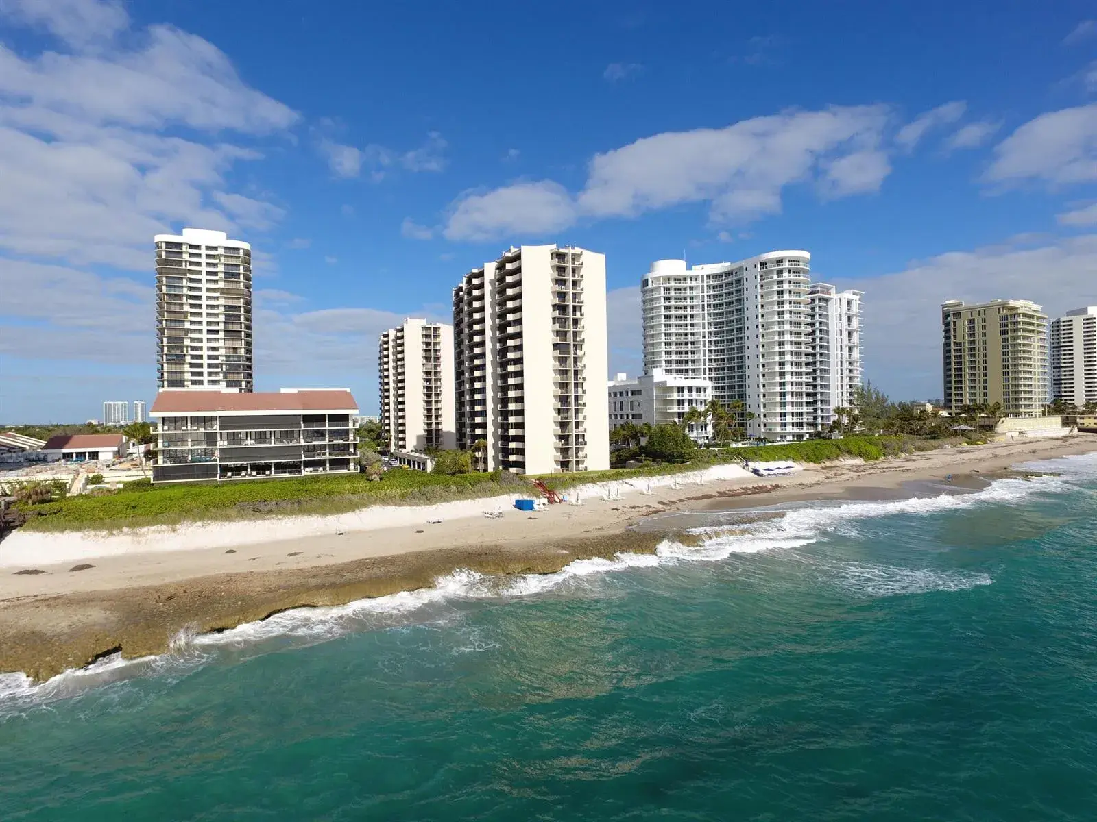 2 bedroom 2 bath Residential Lease for rent at 4200 N Ocean # 203, Singer Island FL 33404