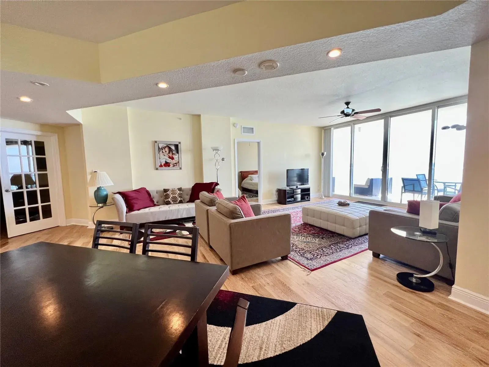 6001 N Ocean Drive # 706, Hollywood FL 33019