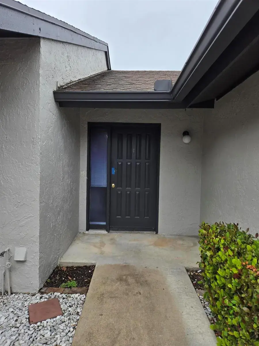 2 bedroom 2 bath Residential for sale at 358 Quebec Court, Royal Palm Beach FL 33411